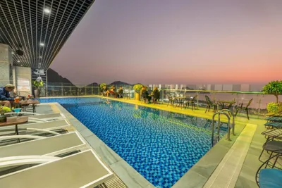 Cat Ba Paradise Hotel - Sirocco Sky Bar & Massage – Fotos 7